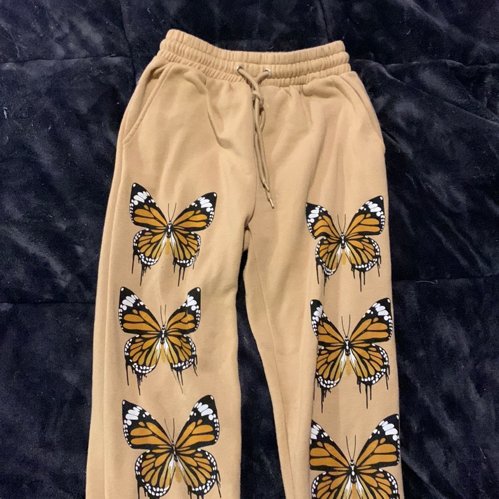 Rue 21 Butterfly Sweatpants